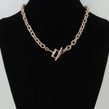 Horseshoe Toggle Chain Necklace: GD