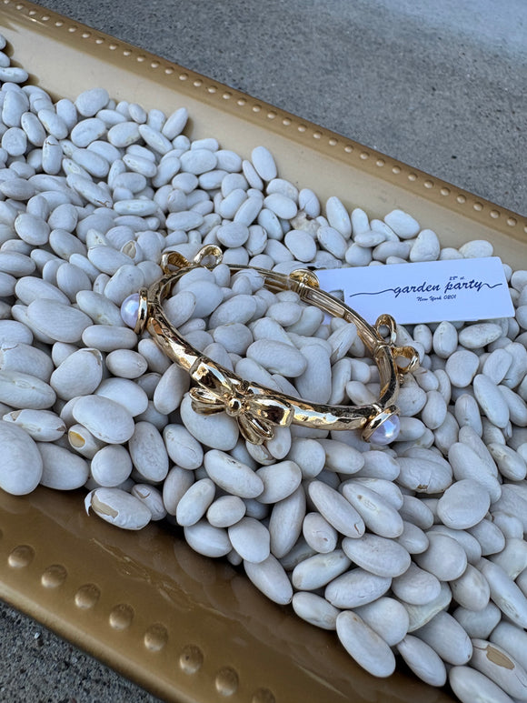 Gold Metal Bow Stretch Bracelet