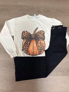 Cheetah bow pumpkin rhinestone sweatshirt