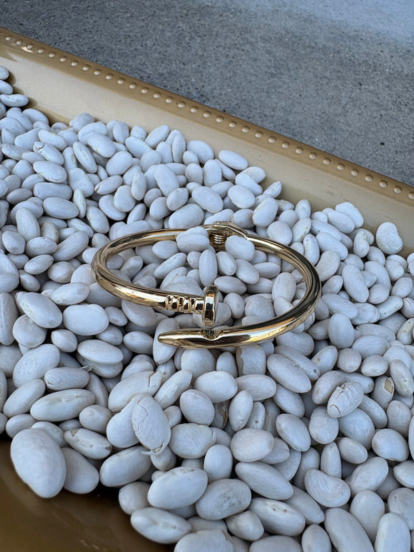 Gold Hinged Nail Bangle
