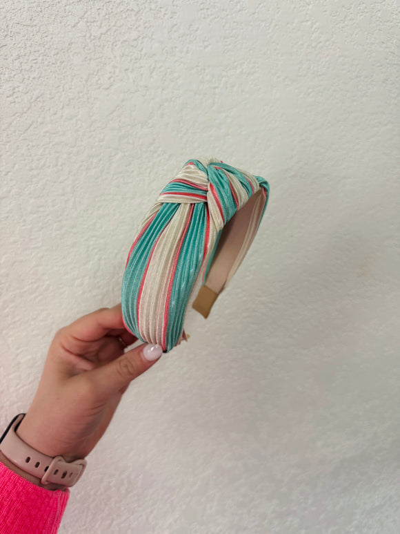 Multicolored knotted headband