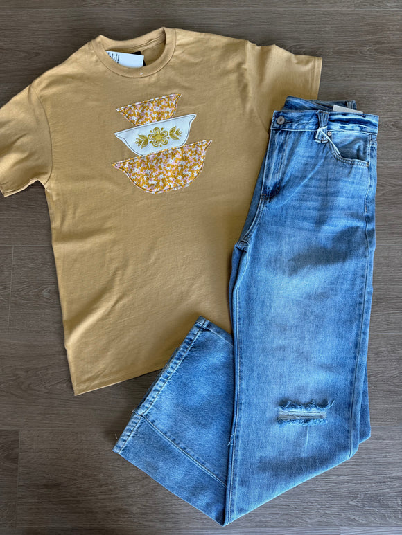 Vintage bowl butterfly gold tee