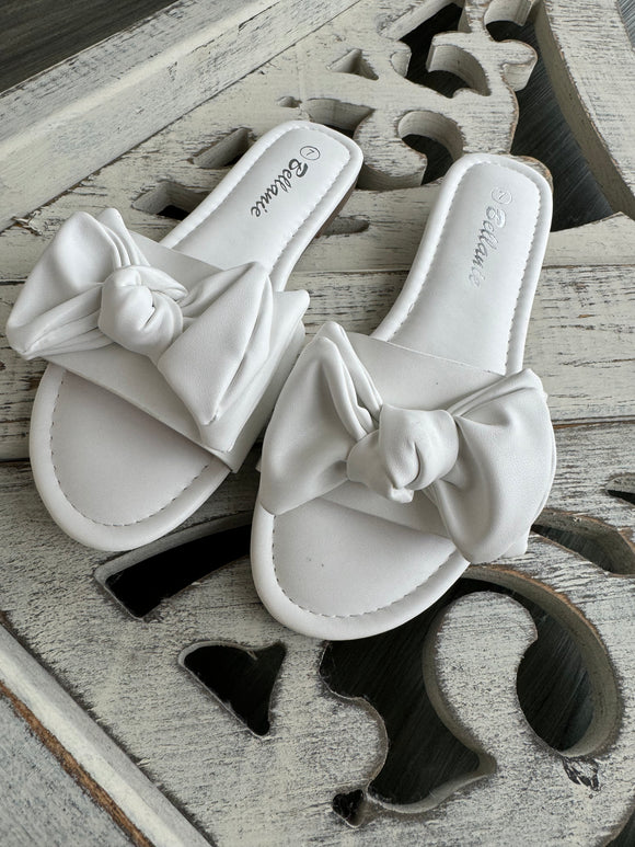 Bow tie sandals- white
