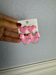 Bow & heart pink earrings