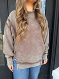 Ribbed mineral washed crewneck- brown