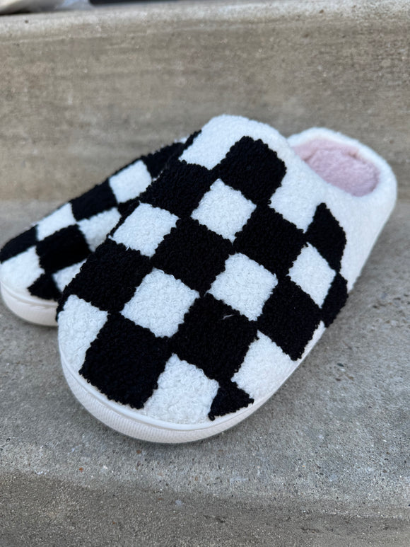 Checkered slippers